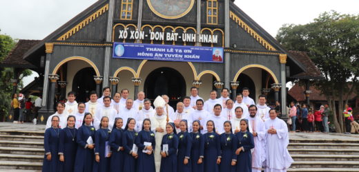 Thánh Lễ Tạ Ơn và Tuyên Khấn Lần Đầu – Dòng Ảnh Phép Lạ, Gp Kon Tum