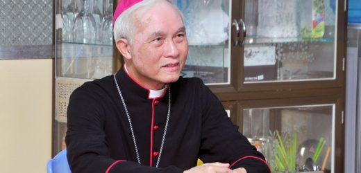 Đức Cha Giuse Đinh Đức Đạo Trả Lời Phỏng Vấn Về Học Viện Công Giáo Việt Nam