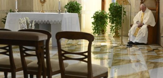 ĐTC Phanxicô (17/4): Một Giáo Hội Lý Tưởng Là Một Giáo Hội Với Dân Chúng