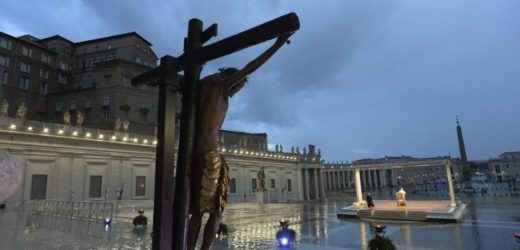 ĐTC Phanxicô Mời Gọi Hãy Để Mình Được “Nhiễm” Tình Yêu Chứ Không Nhiễm Virus