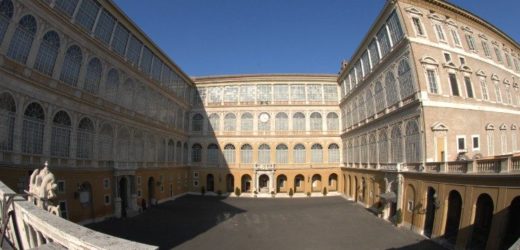 ĐTC Phanxicô Sẽ Tiếp Tục Lại Các Buổi Tiếp Kiến Chung Có Tín Hữu Tham Dự