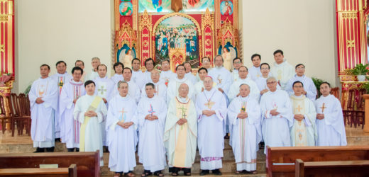Mừng Kỷ Niệm 65 Năm Linh Mục – Đức Cha Phêrô Trần Thanh Chung – Nguyên Giám Mục Giáo Phận Kon Tum