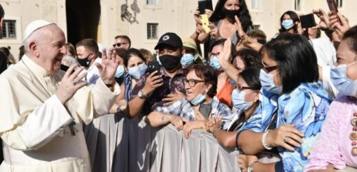 ĐTC Phanxicô: Đối Phó Với Đại Dịch Bằng Tình Yêu Không Giới Hạn Và Vì Công Ích