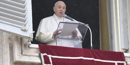 ĐTC Phanxicô (11/10): Đón Nhận Lời Mời Thôi Chưa Đủ, Còn Cần Một Hành Trình Hoán Cải