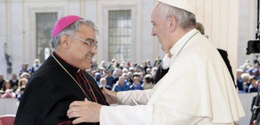 ĐTC Bổ Nhiệm Đức Cha Semeraro Làm Tổng Trưởng Bộ Phong Thánh