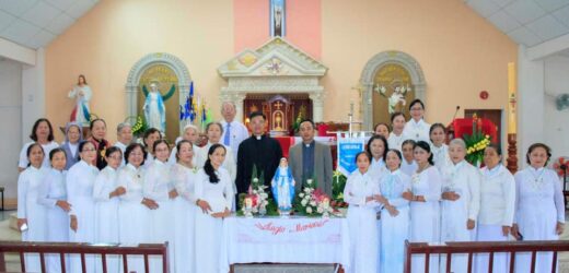 Giáo Xứ Võ Lâm: Legio Mariae Mừng 8 Hội Viên Mới