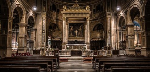 Hãy Mang Nụ Cười Về Lại Cho Mẹ Giáo Hội