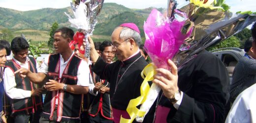 Mừng Kỷ Niệm 18 Năm Giám Mục Của Đức Cha Micae Hoàng Đức Oanh, Nguyên Giám Mục Giáo Phận Kon Tum. (28/08/2003 – 28/08/2021)