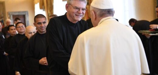 ĐTC Phanxicô: Tình Yêu Tự Huỷ Chạm Đến Tận Cùng Của Thân Phận Con Người