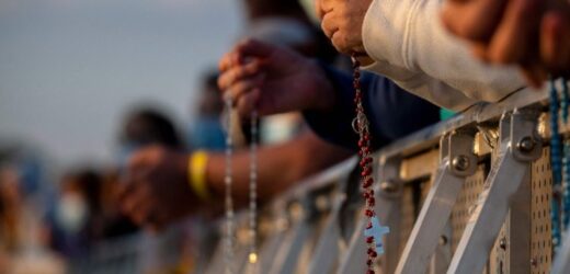 Vatican Phổ Biến Tài Liệu Giúp Các Gia Đình Lần Hạt Mân Côi