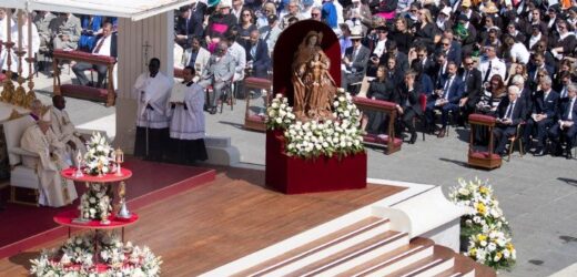 Thánh Lễ Phong Thánh 15/05/2022 Và Kinh Lạy Nữ Vương Thiên Đàng