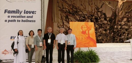 Nhật Ký Của Phái Đoàn Việt Nam Tại Đại Hội Gia Đình Thế Giới Lần Thứ X: Ngày Khai Mạc