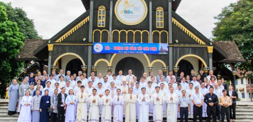 Tiền Thượng Hội Đồng Giám Mục Giáo phận Kon Tum (13/07/2022)