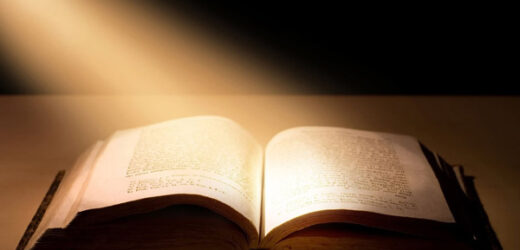 Điều Gì Làm Cho Các Sách Thánh Trở Nên Một Cuốn Kinh Thánh Duy Nhất?