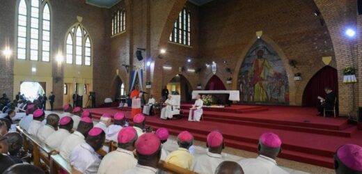 Huấn Dụ Của ĐTC Trong Buổi Gặp Gỡ Các Giám Mục, Linh Mục, Tu Sĩ Nam Nữ, Chủng Sinh Và Giáo Lý Viên