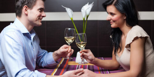 Bảy Điều Vợ Chồng Nên Thực Hiện Thường Xuyên Để Hôn Nhân Hạnh Phúc