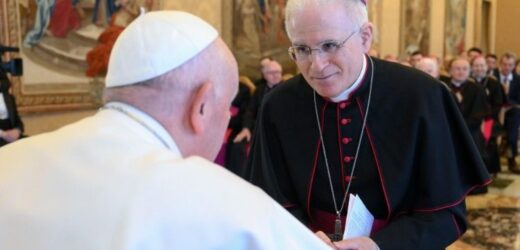 Ủy Ban Các HĐGM Liên Minh Châu Âu Có Chủ Tịch Mới