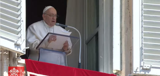 Kinh Lạy Nữ Vương Thiên Đàng (16/4): Ở Lại Cộng Đoàn Để Gặp Chúa