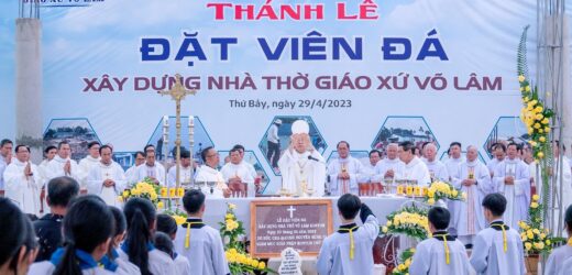 Video: Thánh Lễ Đặt Viên Đá Xây Dựng Nhà Thờ Giáo Xứ Võ Lâm, 9h30 Ngày 29/04/2023