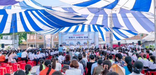 Giáo Xứ Võ Lâm: Thánh Lễ Đặt Viên Đá Đầu Tiên Xây Dựng Thánh Đường Mới