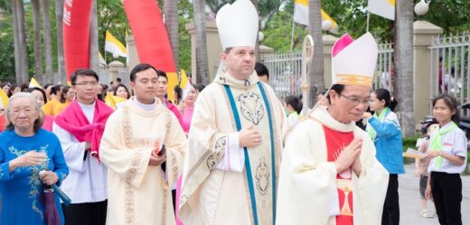 Chuyến Thăm Viếng Mục Vụ Của Đức Tổng Giám Mục Marek Zalewski Tại Giáo Phận Thanh Hóa (Ngày Thứ 2)