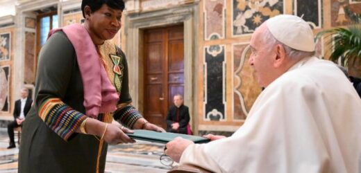 Ngành Ngoại Giao Tòa Thánh