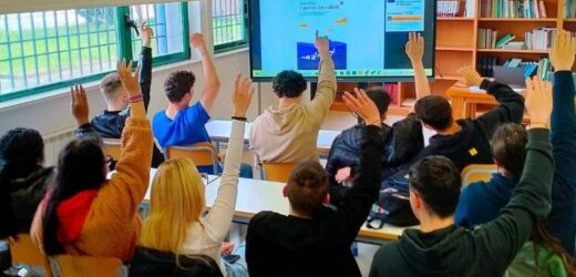 ĐTC Kêu Gọi Các Lãnh Đạo Giới Trẻ Hãy Đối Chiếu Giấc Mơ Của Mình Với Giấc Mơ Của Chúa Giêsu