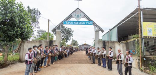 Thánh Lễ Khánh Thành Nhà Thờ Mẫu Tâm – Giáo Hạt Chư Păh