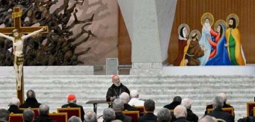 ĐHY Catalamessa : Cùng Với Đức Maria, Trở Về Với Trái Tim Và Đời Sống Nội Tâm