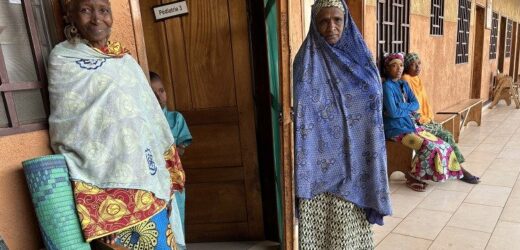 Các Nữ Tu Bác Ái Giúp Phụ Nữ Ở Camerun Chống Lại Nghèo Đói, Mại Dâm Và Bệnh Tật