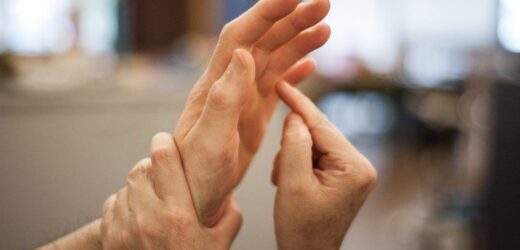 Châu Á Có Một Linh Mục Đầu Tiên Cử Hành Thánh Lễ Bằng Ngôn Ngữ Ký Hiệu