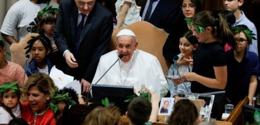 ĐTC Phanxicô Trò Chuyện Với Trẻ Em: Hạnh Phúc Là Sống Tình Bạn Trong Hòa Bình