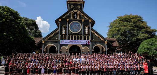 Thiếu Nhi Giáo Xứ Chính Tòa Xưng Tội Và Rước Lễ Lần Đầu