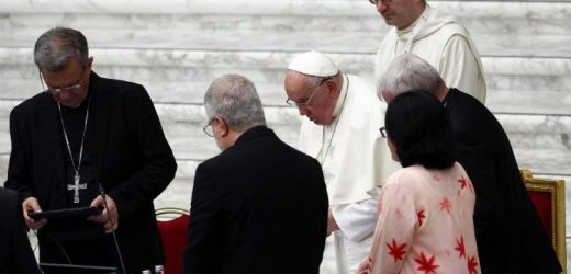 Đức Giáo Hoàng Kêu Gọi Một Giáo Hội Khiêm Nhường Và Hiệp Hành, Được Dẫn Dắt Bởi Chúa Thánh Thần