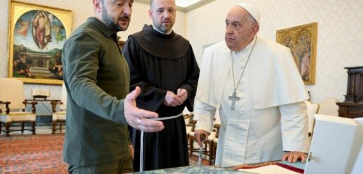 Đức Thánh Cha Tiếp Tổng Thống Ucraina Tại Vatican Lần Thứ Ba