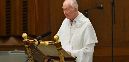 Đức Tân Hồng Y Radcliffe Kêu Gọi Các Tham Dự Viên Bình Tâm Với Kết Quả Của Thượng HĐGM