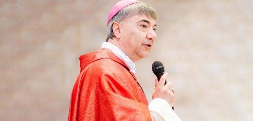 Đức Thánh Cha Thêm Đức TGM Domenico Battaglia Vào Danh Sách Tân Hồng Y