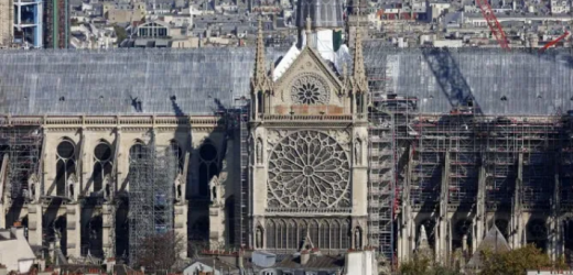 Tiếng Chuông Nhà Thờ Đức Bà Paris Ngân Vang Sau 5 Năm Hỏa Hoạn