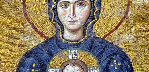 Đức Maria Cho Chúng Ta Thấy Những Chiều Sâu Mới Của Đời Sống Thiêng Liêng