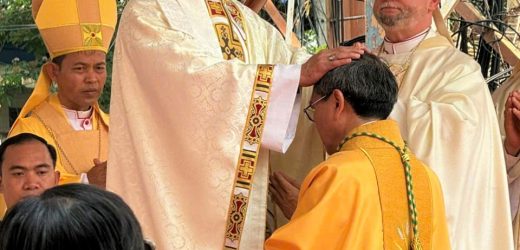 “Đến Với Anh Em” – Chuyến Thăm Của Đức Cha Louis Nguyễn Anh Tuấn Tại Lào