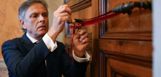 ĐTC Lêô XIV Mở Cửa Lại Căn Hộ Của Giáo Hoàng Tại Dinh Tông Tòa