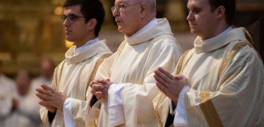 Tòa Thánh Và Quốc Gia Thành Vatican – ĐHY Ghirlanda: “Cải Tổ Giáo Triều Để Phục Vụ Hội Thánh Tốt Hơn”