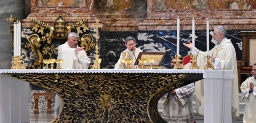 ĐHY Tagle: Hãy Để Chúa Giêsu Ảnh Hưởng Trên Chúng Ta Và Lan Tỏa Ảnh Hưởng Đó Trong Thế Giới