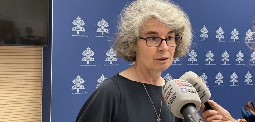 Phỏng Vấn Sơ Becquart Về Tài Liệu “Các Lộ Trình Cho Giai Đoạn Thực Hiện Của Thượng Hội Đồng”