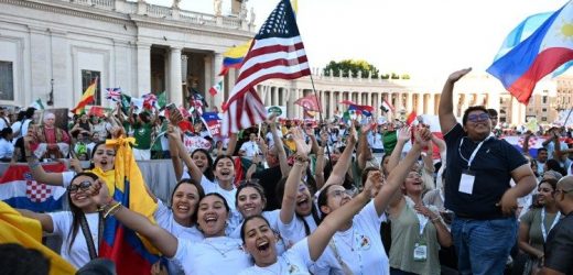 ĐTC Lêô XIV Nói Với Nghệ Sĩ: Chúng Ta Tìm Thấy Niềm Vui Và Hạnh Phúc Đích Thực Nơi Chúa Giêsu Kitô