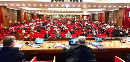 ĐTC Lêô Gửi Các Linh Mục Trừ Quỷ: “Thừa Tác Vụ Của Anh Em Vừa Cần Thiết Vừa Tế Nhị”