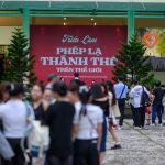 Khai Mạc Triển Lãm “Phép Lạ Thánh Thể Trên Thế Giới” – Di Sản Thánh Carlo Acutis Mở Tại Trung Tâm Mục Vụ TGP Sài Gòn