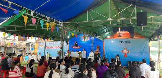 Tu Xá Luis Betran Kon Tum Mừng Lễ Quan Thầy