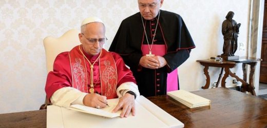 Đức Thánh Cha Ký Tông Huấn “Dilexi Te”, Tông Huấn Đầu Tiên Của Ngài