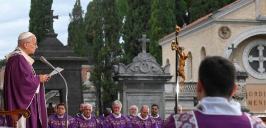 Thánh Lễ Tại Nghĩa Trang Verano (2/11): Tình Yêu Chiến Thắng Sự Chết